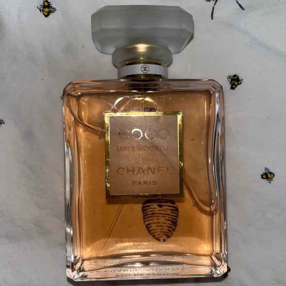 Coco Chanel - Picture 3 of 3